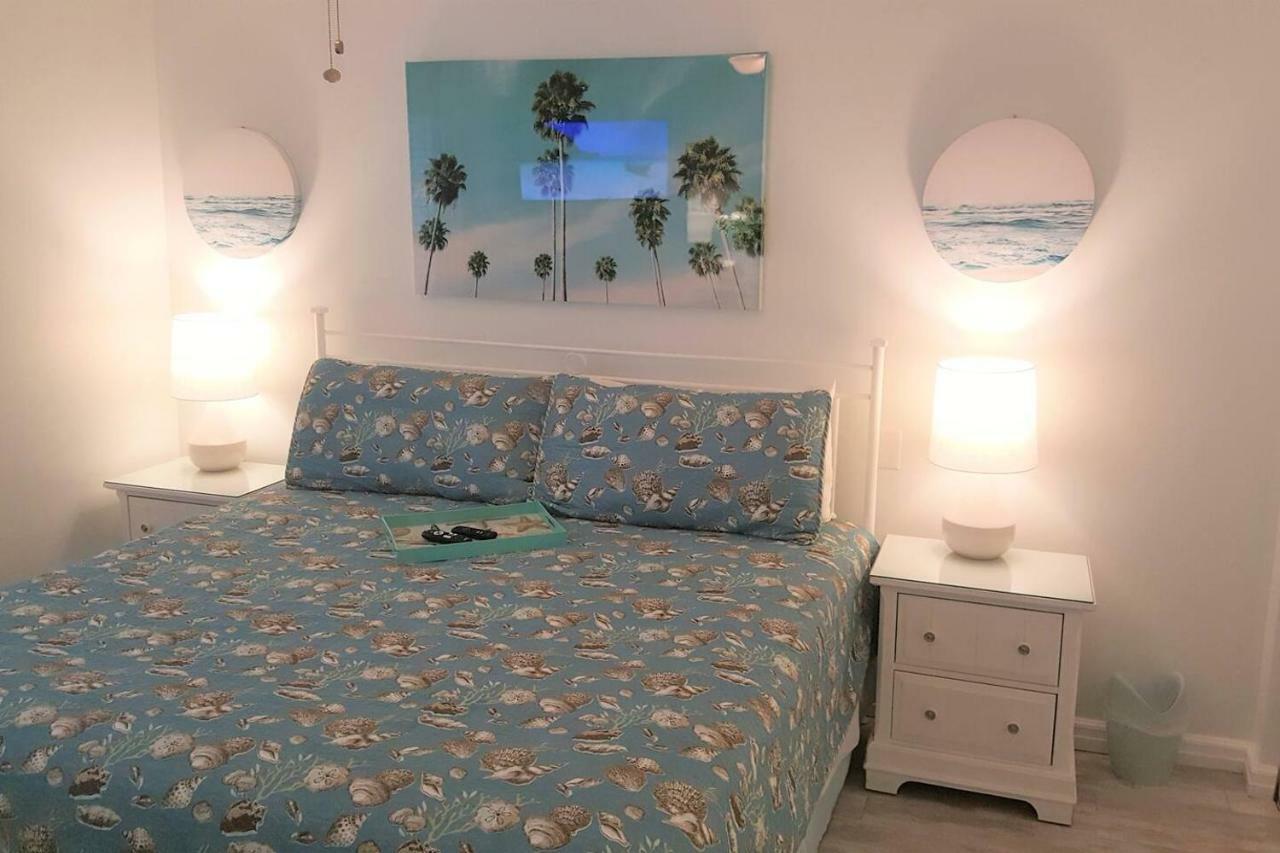 Pelican Beach Resort Rentals Destin Oda fotoğraf